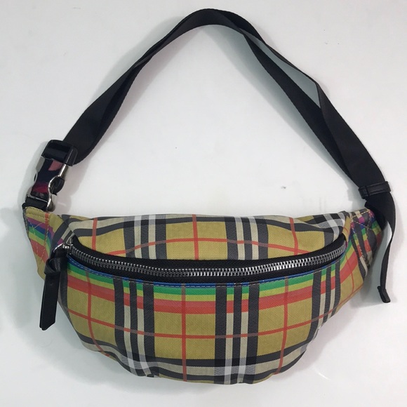 Stella and Max Handbags - Stella and Max coated canvas Fanny pack, EUC